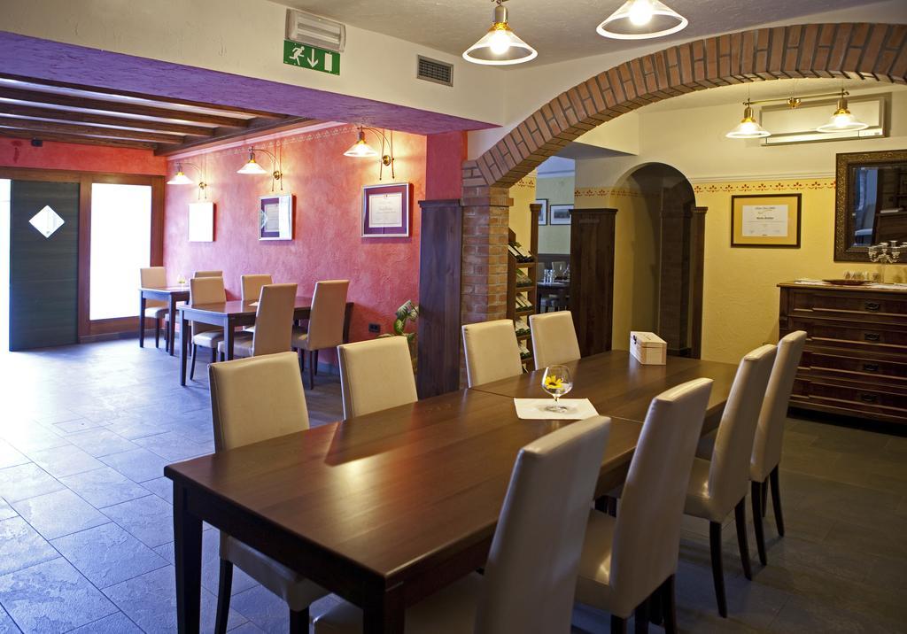 ホテル Saxida Wine Estate Zalošče 部屋 写真